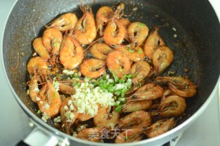 Fresh Prawns Can Also be Served with Fragrant Rice-garlic-based Tail Prawns recipe