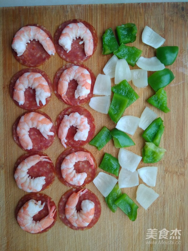 Salami Shrimp Pizza recipe