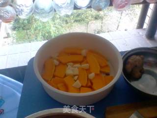 Steamed Spare Ribs with Pumpkin Powder recipe