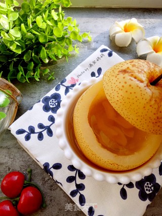 Steamed Pears with Rock Sugar Lily recipe