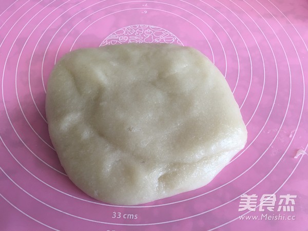 Bread Maker Version of Red Bean Paste Stuffed Donkey Rolling recipe