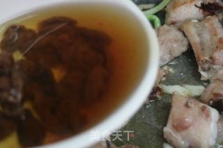 Chestnut and Plum Braised Pork Ribs recipe