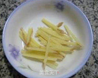 Stir-fried Squid with Leek and Floral Fragrance recipe