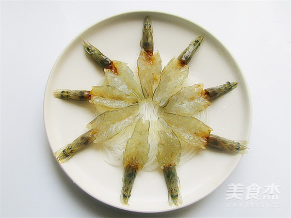 Flowered Garlic Vermicelli with Open Back Shrimp recipe