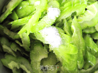 [recipe for Gift]—fried Bitter Gourd recipe
