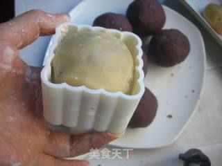 Mooncake with Red Bean, Lotus Paste and Egg Yolk recipe