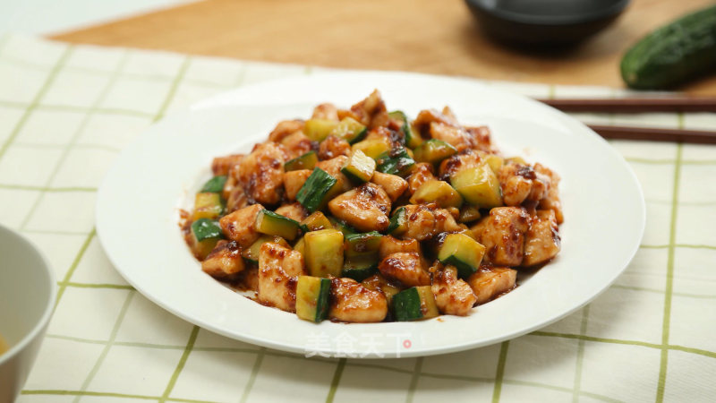 Stir-fried Chicken with Sauce recipe