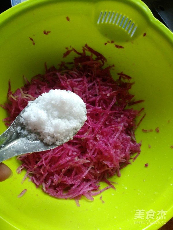 Sweet and Sour Red Radish recipe