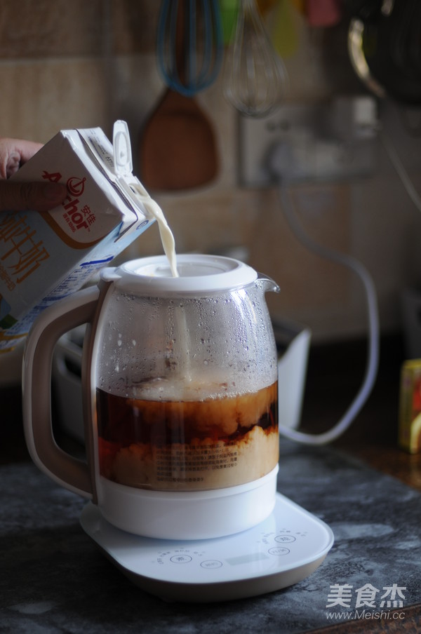 Super Fast Hand Stockings Milk Tea recipe