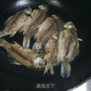 Milky White Crucian Fish Tofu Soup recipe