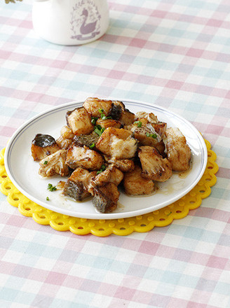 Pan-fried Grass Carp Cubes recipe