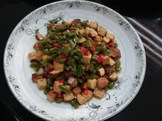 Stir-fried Convolvulus Stems Fragrant and Dried recipe