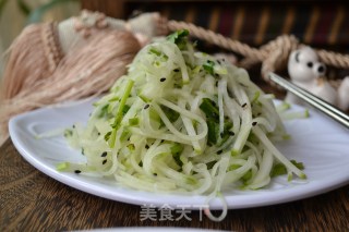 ["smelly" Radish Mixed with "fragrant" Dishes] recipe