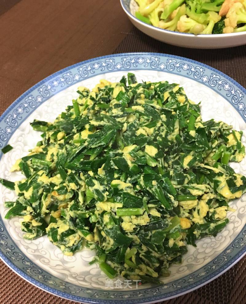 Scrambled Eggs with Spring Chives recipe