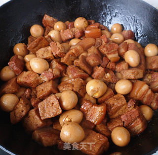 Appetizing Food-quail Egg Tofu Stew recipe