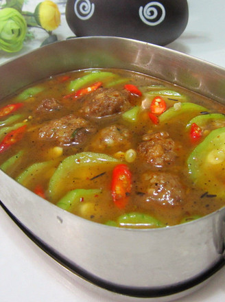 Meatball Loofah Soup recipe