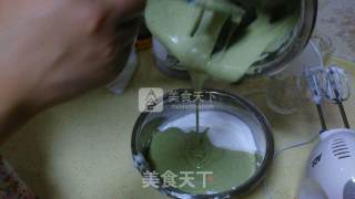 Matcha Yogurt Chiffon Cake recipe