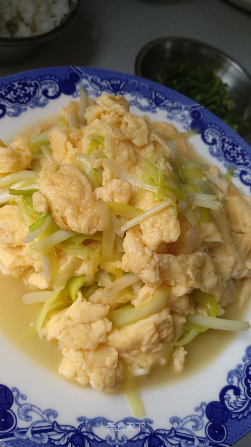 Scrambled Eggs with Chives recipe