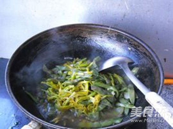 Lentils Roasted Day Lily recipe