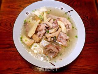 Winter Bamboo Shoots Cuttlefish Bone Soup recipe