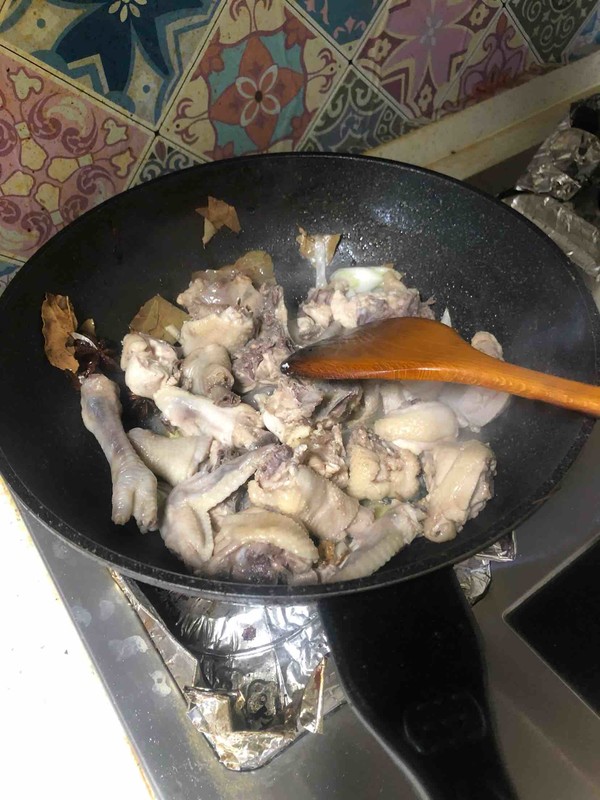 Chicken Stewed with Mushrooms recipe