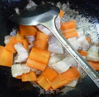 Stir-fried White Meat with Carrots recipe