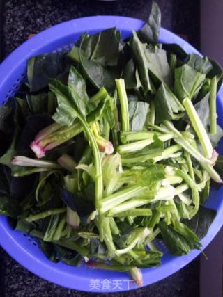 Spinach with Tahini Sauce recipe