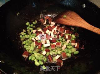 Soybeans and Rice Fragrant Dry Mixed Stir-fry recipe