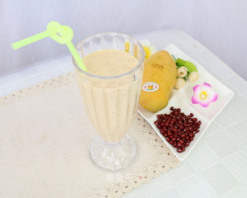 Summer Refreshing Drink-honey Bean Mango Smoothie recipe