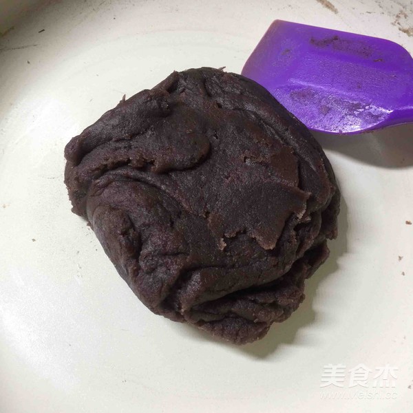 Snowy Moon Cakes (with Bean Paste Recipe) recipe