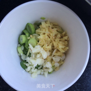 Spicy Green Pepper and Potato Shreds recipe