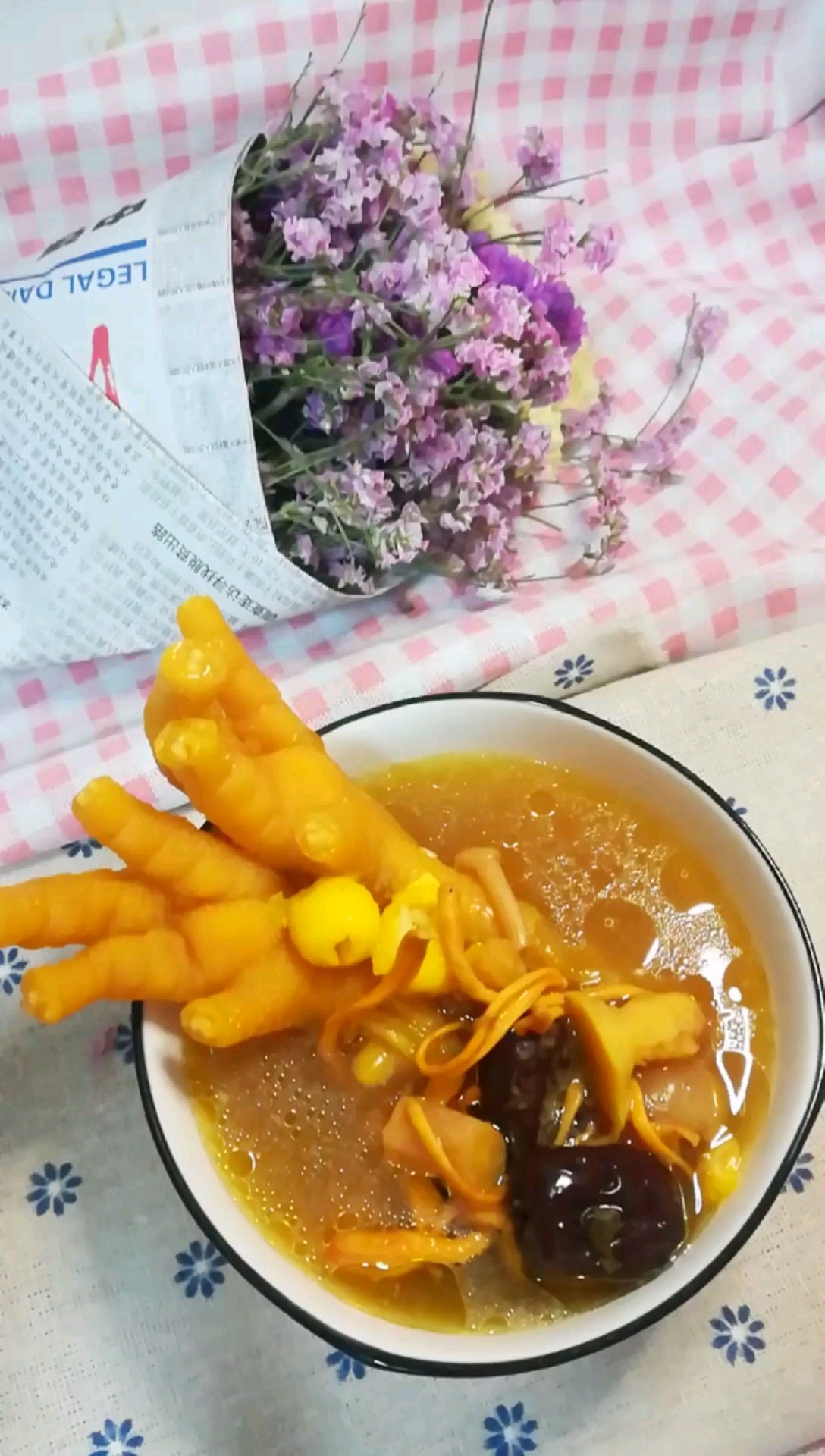 Cordyceps Flower Pot Chicken Feet Soup recipe