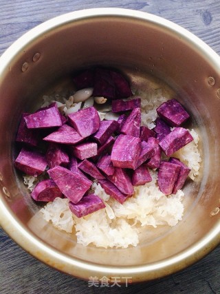Purple Sweet Potato Lily Tremella Soup recipe