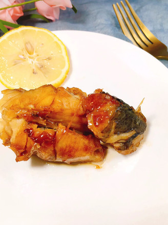 Braised Yellow Croaker with Hard Vegetables for New Year's Eve recipe