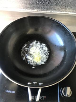 Stir-fried Pork with Winter Bamboo Shoots recipe