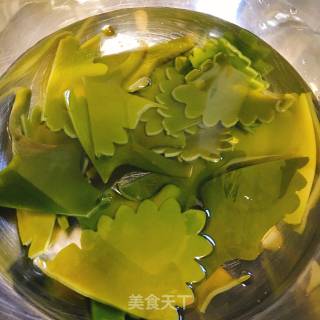 Crescent Bone Corn Seaweed Soup recipe