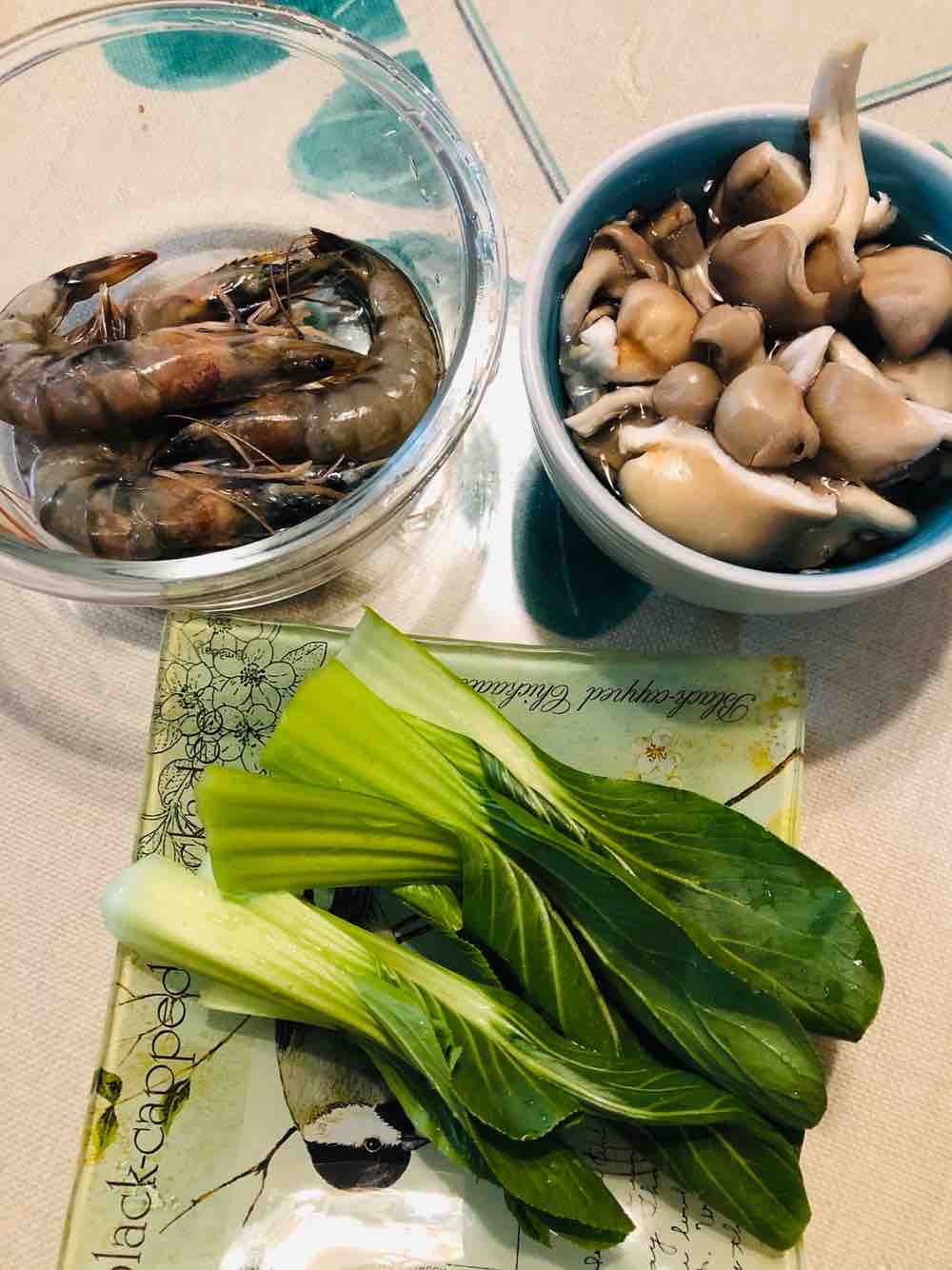 Shrimp Rice Cake Soup recipe