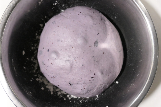 Blueberry Soft European Buns recipe