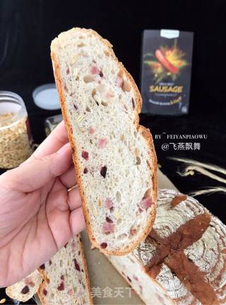 Sausage Dried Fruit Ou Bun recipe