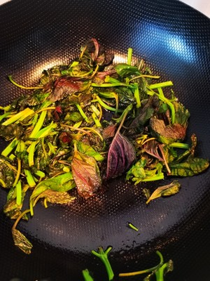 Don't Boil The Chicken Breast, Okay? ④ Stir-fried Chicken Breast with Basil Leaves, Taste and Beauty! recipe
