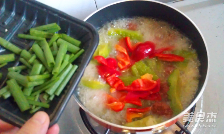 Bitter Melon Meatballs in Claypot recipe