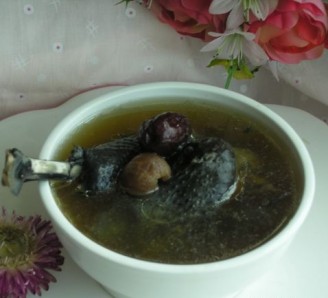 Red Date Black Chicken and Longan Soup recipe