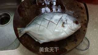 Microwave Steamed Fish: Scallion Golden Pomfret recipe