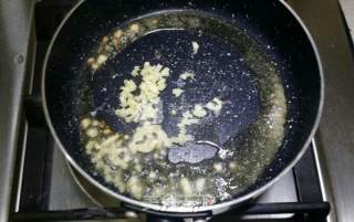 Stir-fried Milk Melon with Garlic recipe