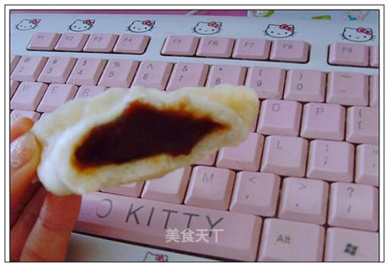 Triangle Bean Paste Buns. recipe