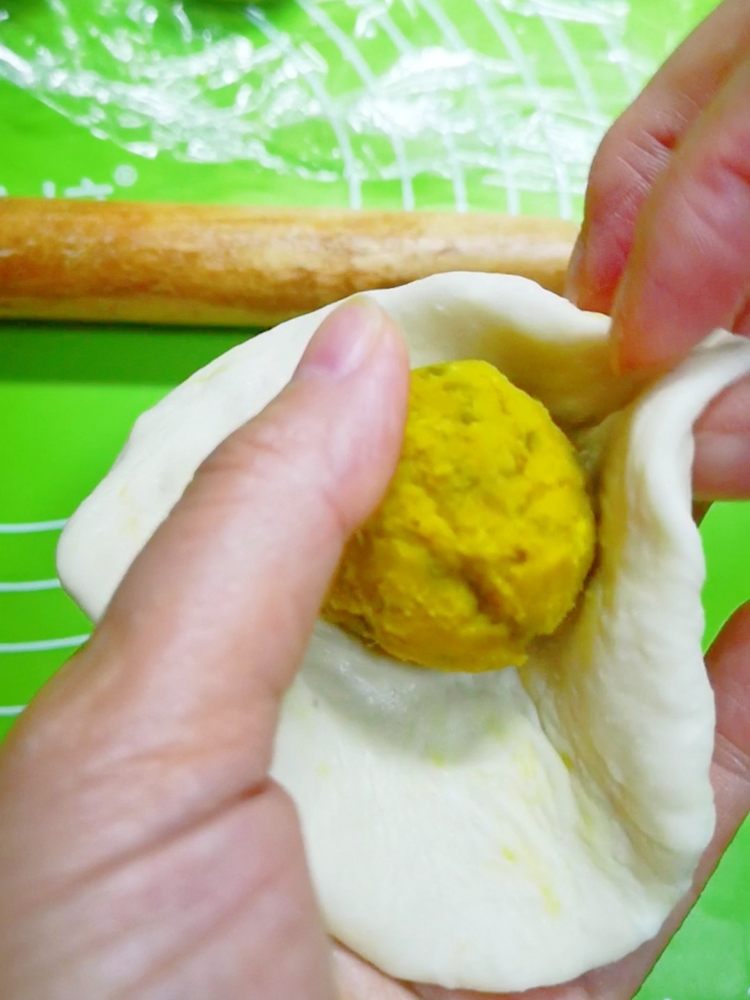 Beibei Pumpkin Breakfast Bun recipe