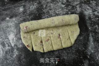 Wormwood Red Bean Buns recipe