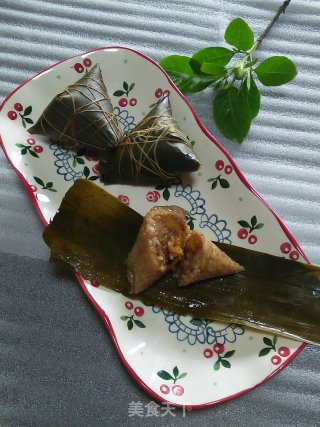 Salted Egg Yolk Zongzi recipe