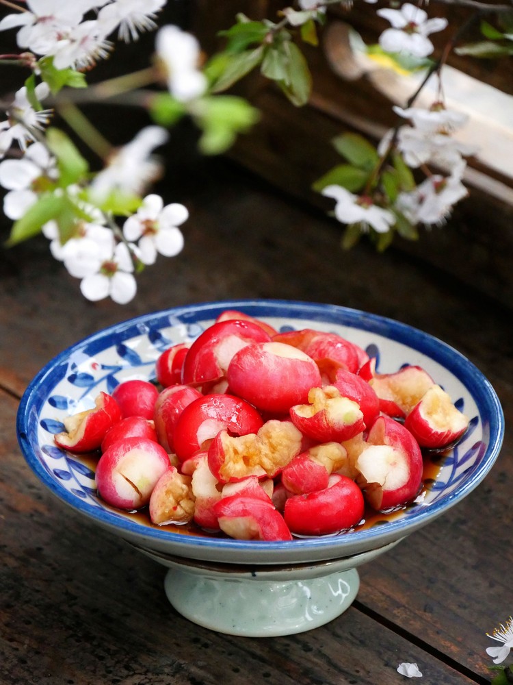 Sweet and Sour and Crunchy Radish recipe