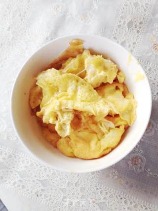 Fried Duck Eggs with Crab Mushroom recipe